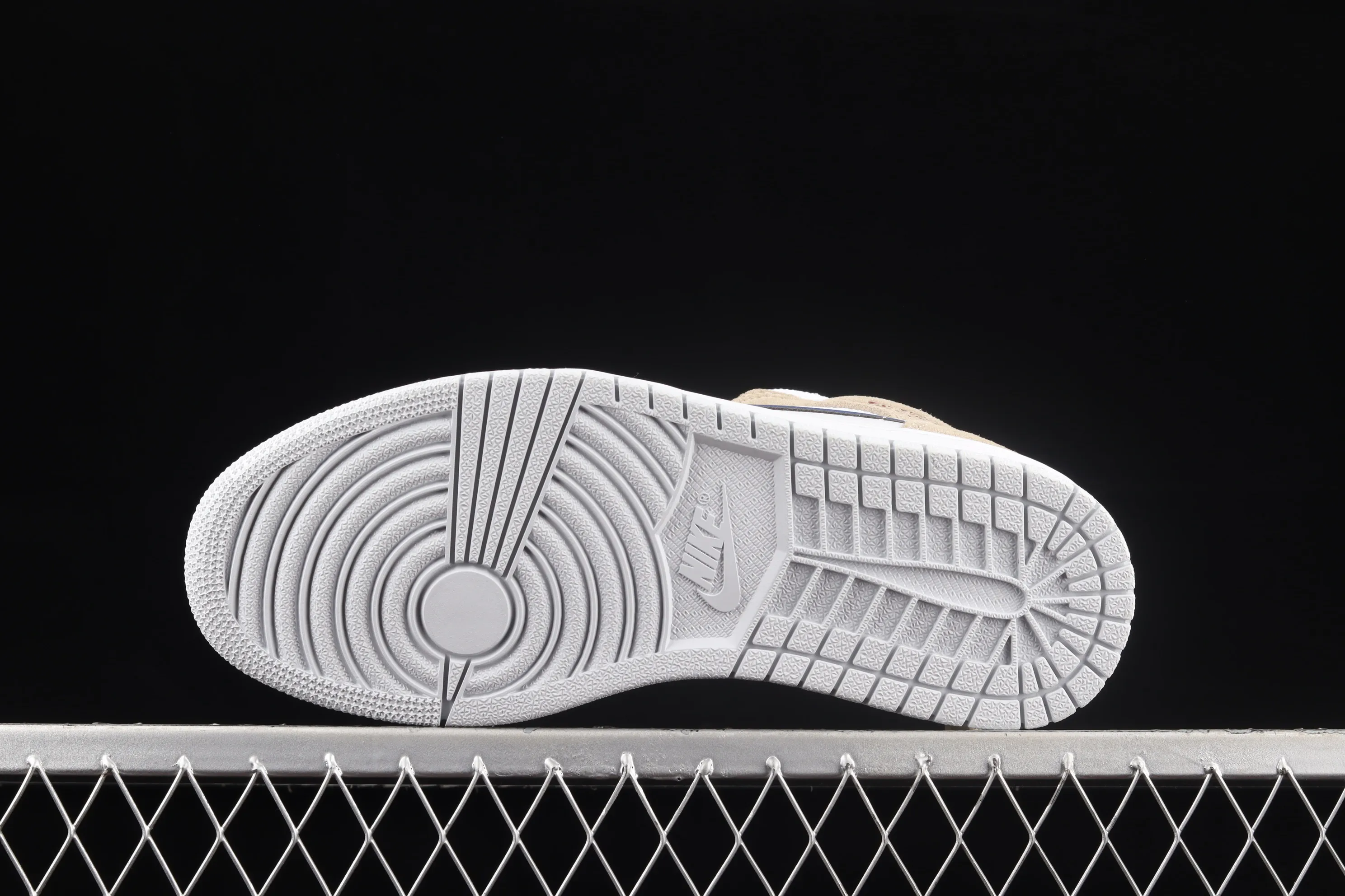 All categories Air Jordan Jordan series basketball shoes Air Jordan 1 Mid Air Jordan 1 Mid AJ1 Joe 1 linen cream mid-cut cultural basketball shoes DO6726-100